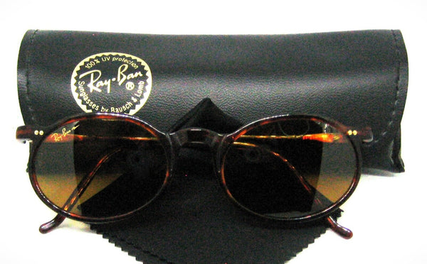 Ray-Ban USA Vintage 90s B&L Asbury Chromax W1721 Driving Series Oval Sunglasses