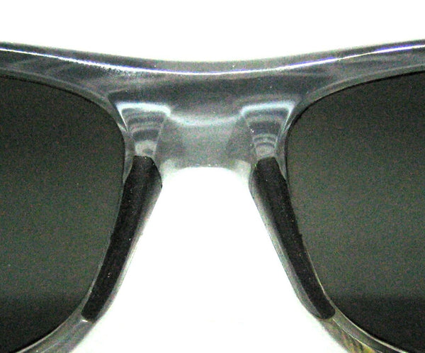 Maui Jim Kaiwi Channel Polarized Wrap Grey Woodgrain Mint Sunglasses & Case