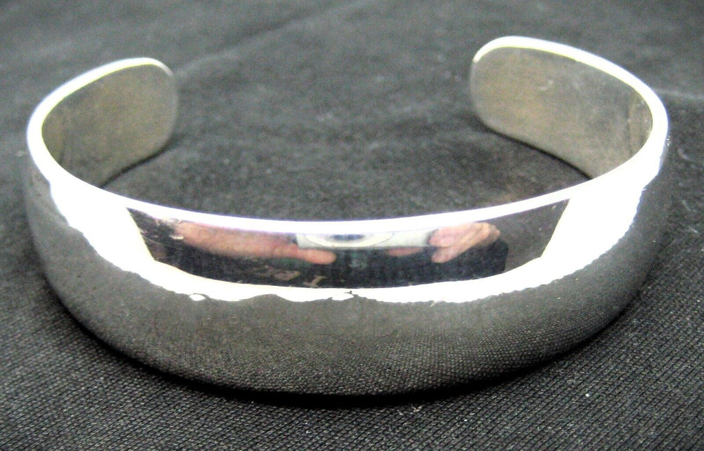 NEW Bracelet pure 925 Sterling Silver 32.3 grams total weight Polished Beautiful