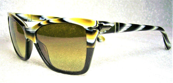 Persol Buck Horn PO 3025-S 954/51 Vanilla Caramel Exnt Sunglasses + Ray-Ban Case