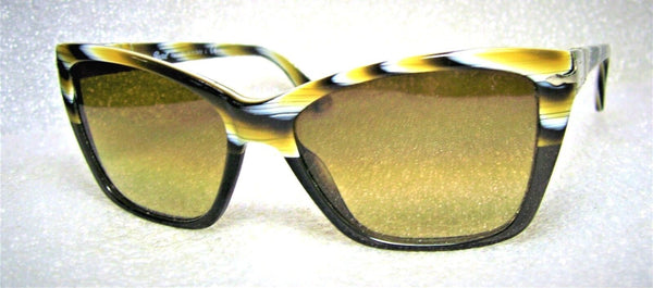 Persol Buck Horn PO 3025-S 954/51 Vanilla Caramel Exnt Sunglasses + Ray-Ban Case