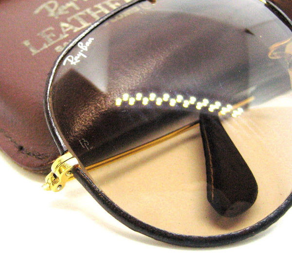Ray-Ban USA Vintage B&L Aviator Leathers 62mm Brown Photo-Changeable Sunglasses