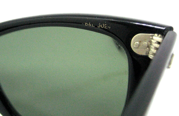 Ray-Ban USA Vintage 1970s B&L Wayfarer L 2009 Gloss Ebony 5024 Xlnt Sunglasses
