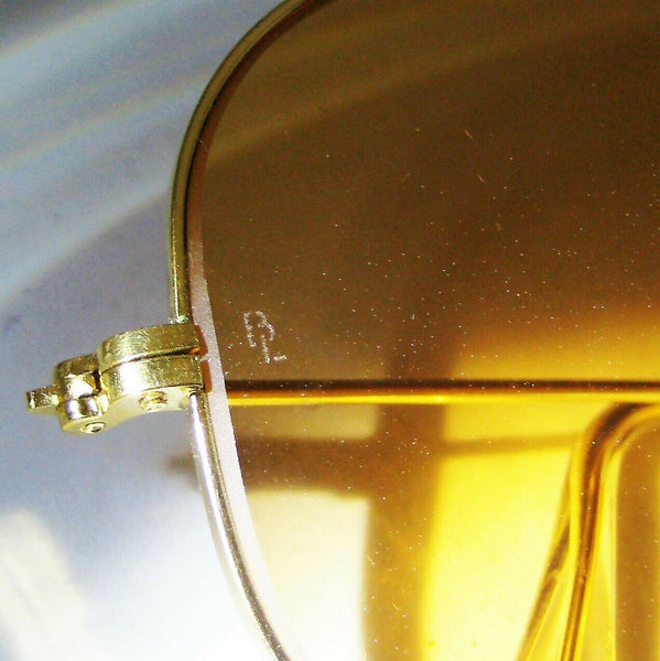 Ray-Ban USA Vintage 1970s B&L AOPA Aviator Ambermatic PhotoChromic Sunglasses