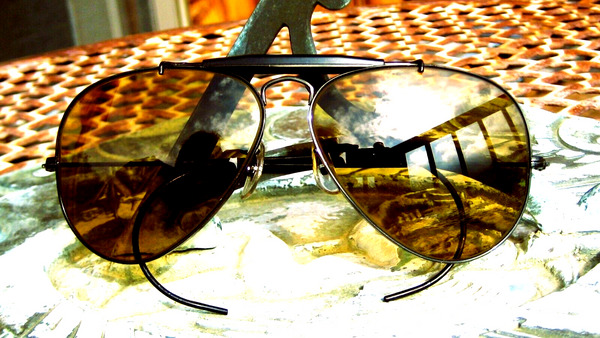 Ray-Ban USA Vintage 1970s B&L NOS Aviator Ambermatic Outdoorsman New Sunglasses