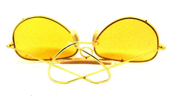 Ray-Ban USA Vintage 1970s B&L NOS Aviator AmbermatIc DLX Shooter New Sunglasses