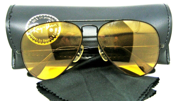 Ray-Ban USA NOS Vintage 1980s B&L Aviator Ambermatic Black Chrome New Sunglasses