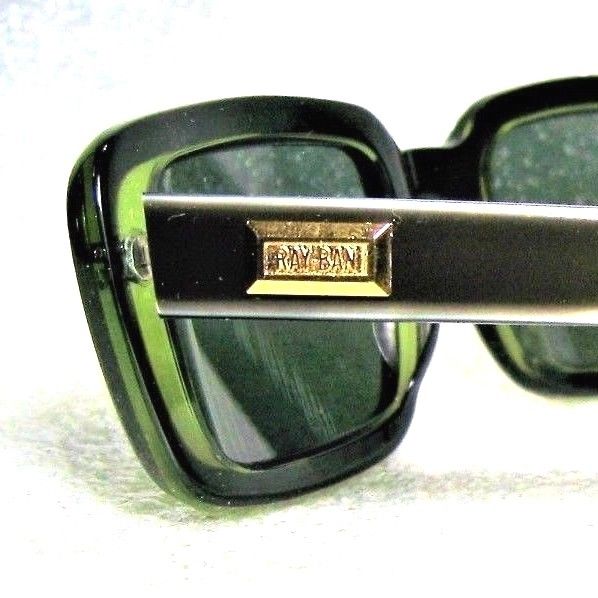 Ray-Ban USA NOS Vintage B&L Undercurrent Translucent Green W2832 New Sunglasses - Vintage Sunglasses 